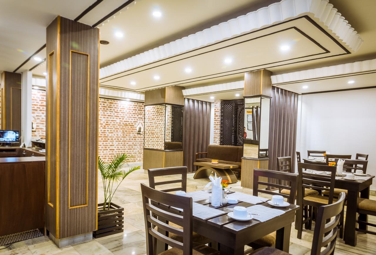 Harati Manor Inn Kathmandu Ngoại thất bức ảnh