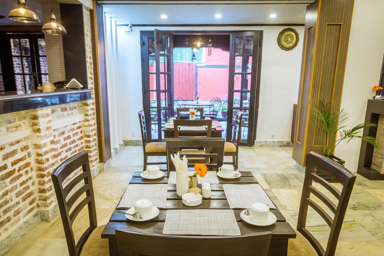 Harati Manor Inn Kathmandu Ngoại thất bức ảnh